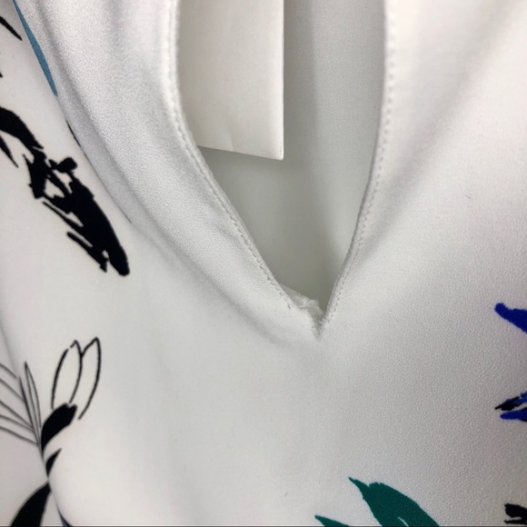 Halogen Stretch Knit Floral Dress. - Picture 8 of 8